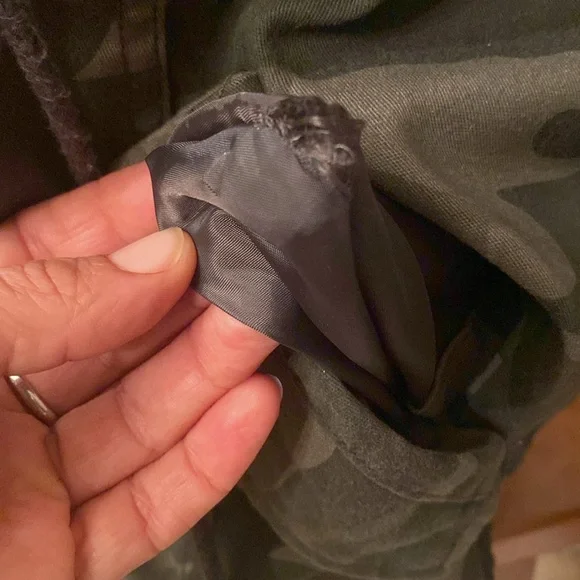 OUTER EDGE Green Camo Utility Jacket - Picture 15 of 15